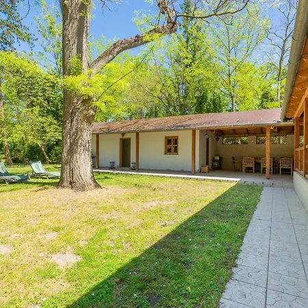 Sello Villa